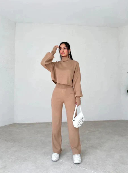 Alicia™ - Knitted turtleneck sweater and pants set