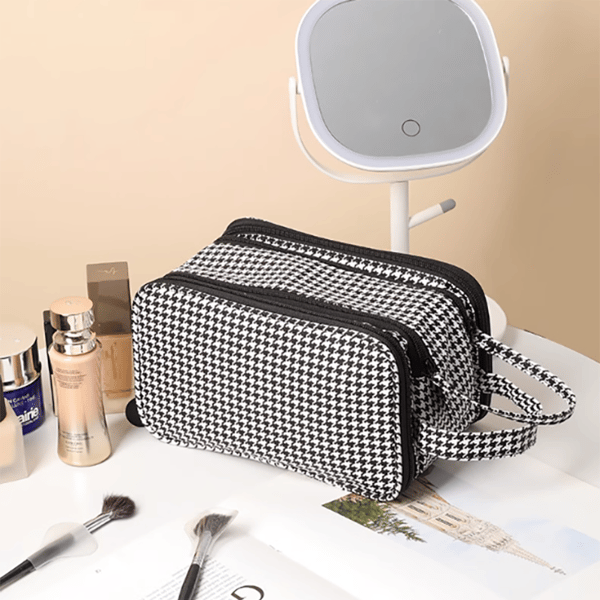 Ontour™ - Travel cosmetic bag with large capacity