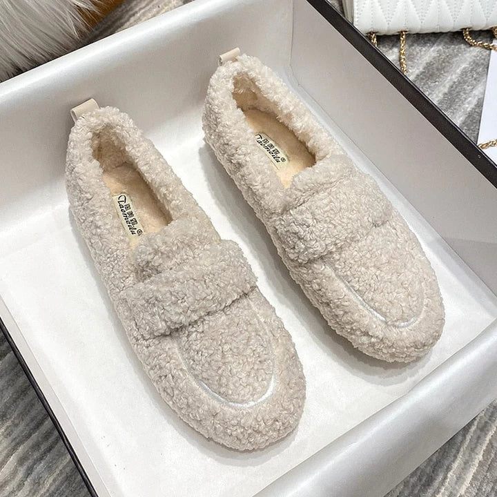 Donita - Soft plush slippers with non-slip sole