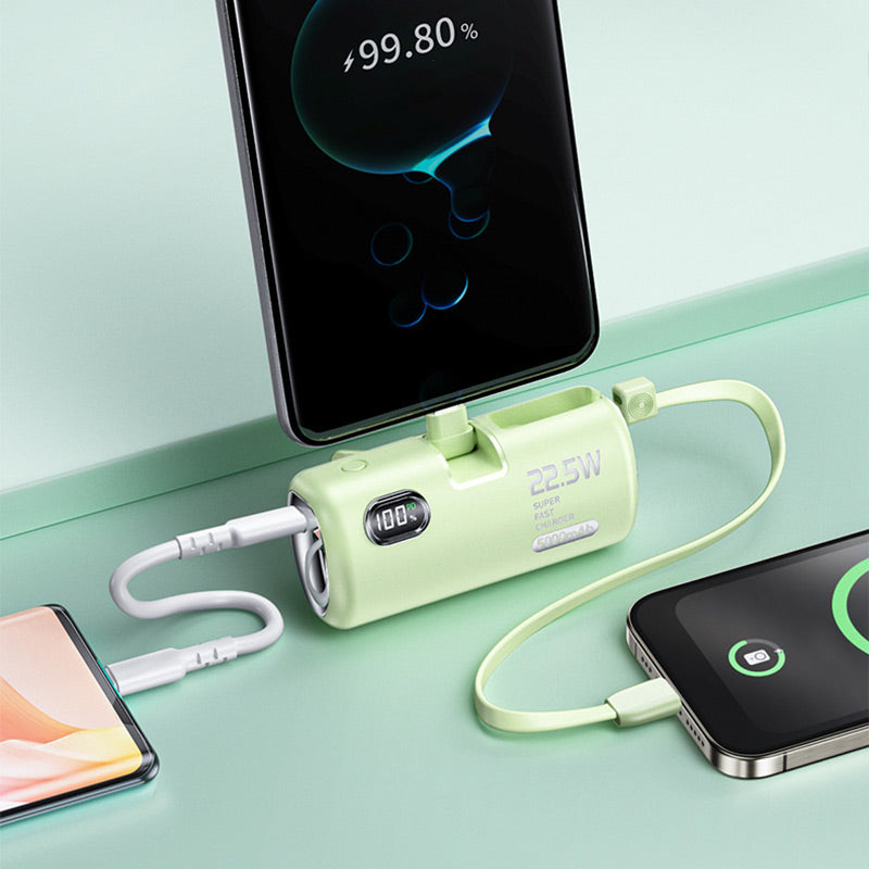 FastCharge - Portable power bank with integrated cables